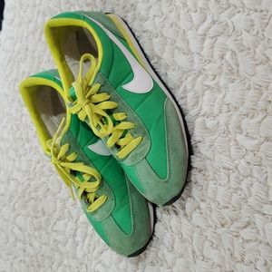 Nike Cortez women's 8.5, Green, White and Yellow